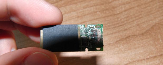 Chiavetta Danneggiata chip LGA 52
